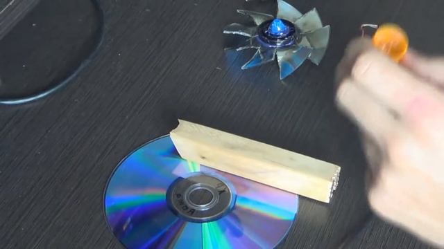 Как сделать USB вентилятор своими руками в домашних условиях ⁄ How to make a USB ventilator смотреть онлайн