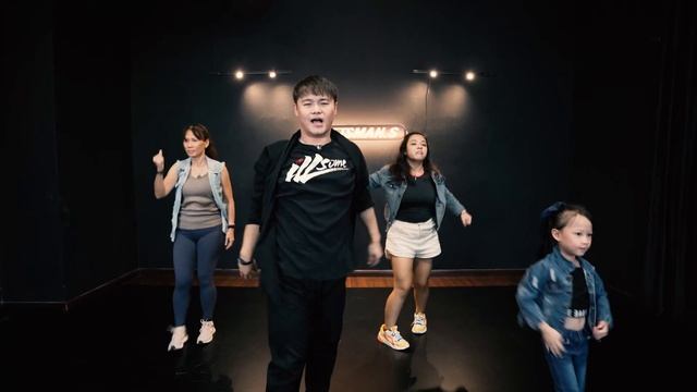 THE PUSSYCAT DOLLS-BUTTONS смотреть онлайн
