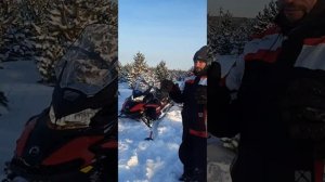 Подробный инструктаж по управлению снегоходом BRP LYNX 59 600 ACE.