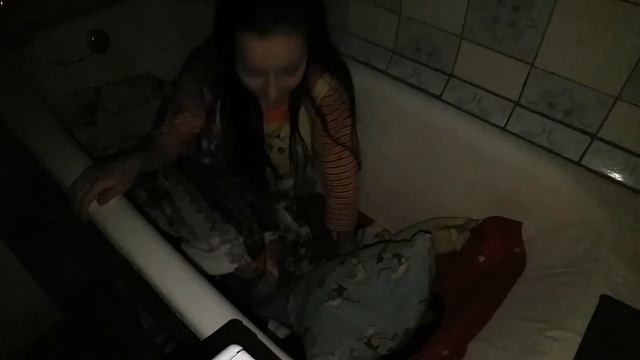 ночь в ванне/ночую в ванне??? смотреть онлайн