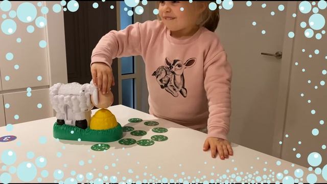 Baa Baa Bubbles Unboxing - the Bubble Blasting Sheep Game | Beware of the Bubble Blast! | Awesome F смотреть онлайн