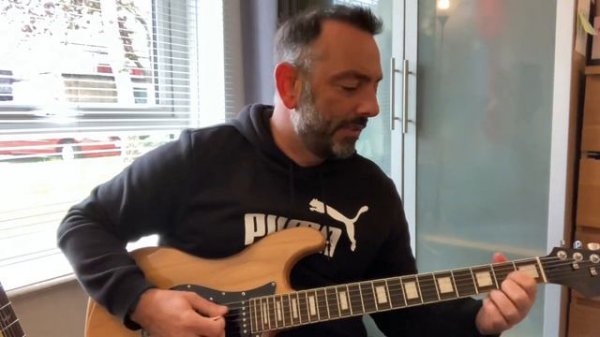 Stagg SES-60 Strat style guitar review. Better than Harley Benton or Squier? I’ve had 123 of them!