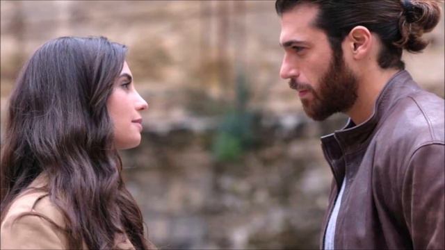Yaman, una famosa attrice pazza per il divo turco смотреть онлайн
