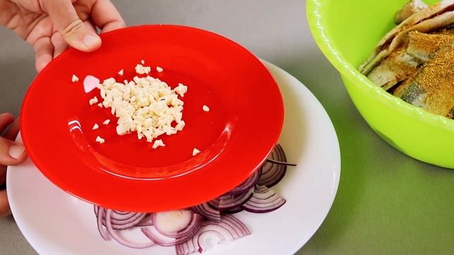 Как Вкусно Посолить Мелкую Рыбу ( плотва, елец, окунь, корюшка, мойва и другие ) смотреть онлайн