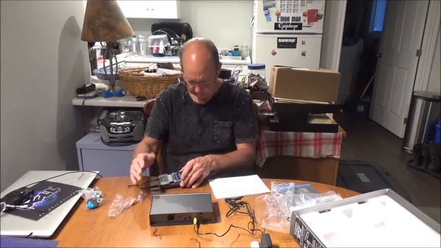 Sennheiser XSW 1-ME3 Wireless Headset Unboxing