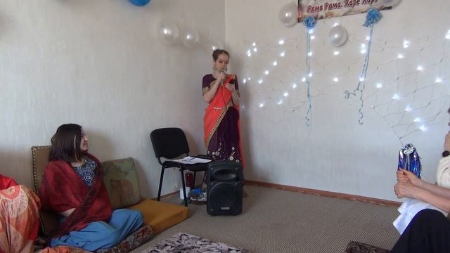 Празднуем новый год, стих смотреть онлайн