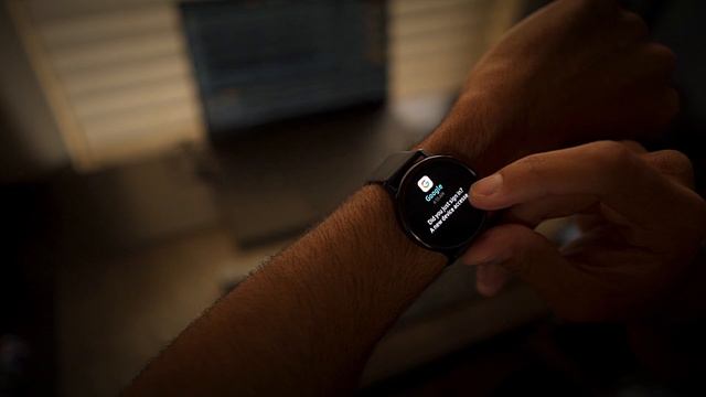 Galaxy Watch Active 2 paired with an iPhone смотреть онлайн
