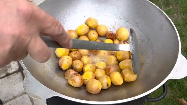 Ароматный и Вкусный «Шашлык» с Картошкой в Казане на Печи/??США/ Как Ухаживать за Казаном смотреть онлайн