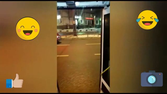 Осторожно двери не закрываются смотреть онлайн