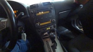 Замена бокового зеркала Toyota avensis 2009