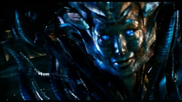 Оптимус прайм прилетает на Кибертрон.  Квинтесса подчиняет его   Трансформеры 5