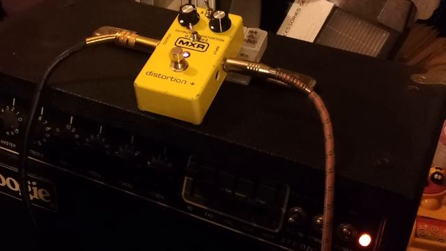 mxr distortion + mod смотреть онлайн