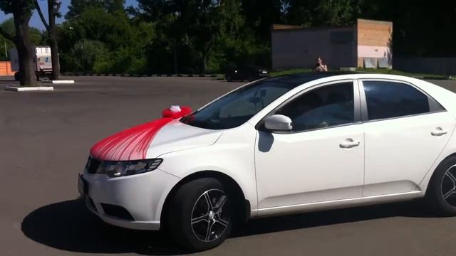 Сваденый кортеж "Двигатель любви" 8-926-993-70-26 Kia Cerato и Kia Sportage смотреть онлайн
