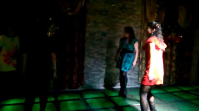 Танцы,дискотека,зажигаем)))) смотреть онлайн