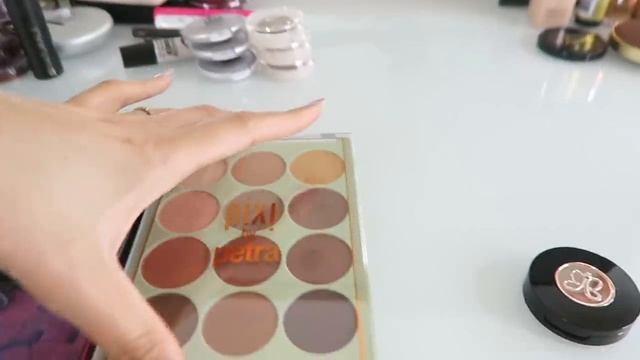 Minimalist Monday | Makeup Declutter + Inventory Update смотреть онлайн