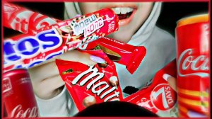 АСМР МУКБАНГ ИТИНГ КРАСНЫХ СЛАДОСТЕЙ ПУЗЫРЬКИ ХРУСТ | ASMR MUKBANG EATING RED SWEETS BUBBLES