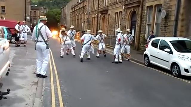 White Rose Morris : "Skirmish" смотреть онлайн
