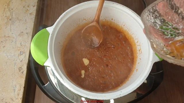 НЕВЕРОЯТНЫЕ БАНАНОВЫЕ КАПКЕЙКИ | Капкейки с Карамелью и Шоколадным Кремом | David Malaniia смотреть онлайн