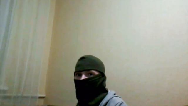 поднимаю гантелю весом в 4 кг 30 на каждую руку смотреть онлайн