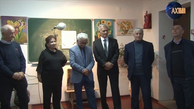 "Вальс цветов" Выставка работ преподавателя Ахтынской школы изобразительных искусств им.А.Сарыджа смотреть онлайн