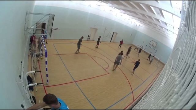 Тренировка и выполнение упражнений по волейболу VolleyPlay Саратов 21/09/21 смотреть онлайн