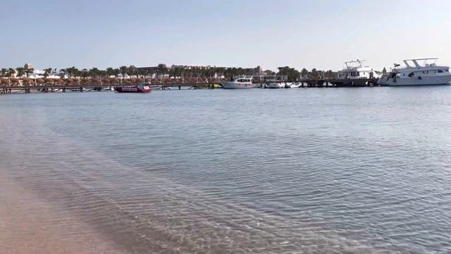 Великолепный песчаный пляж отеля Tia Heights Makadi bay. Egypt. Hurghada. смотреть онлайн