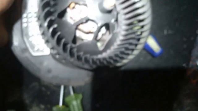 #066(2) замена приточного вентилятора салона v2.фильтра.снятие бардачка.skoda octavia А7 смотреть онлайн