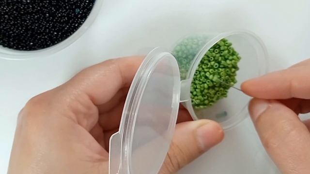 Кольцо лягушка из бисера ? Cincin manik-manik DIY मनके की अंगूठी beaded ring ビーズリング anel de contas смотреть онлайн