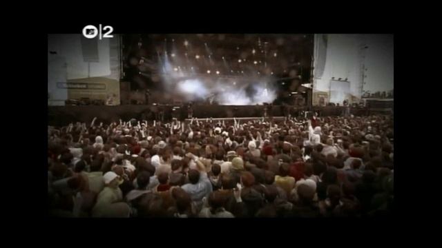 Arctic Monkeys - I Bet You Look Good On The Dancefloor - Live @ Oxegen 2006 - HD 1080p смотреть онлайн