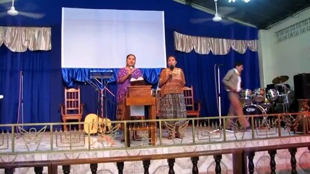 En un aposento alto DUO MARIA, EL ESTOR GUATEMALA смотреть онлайн