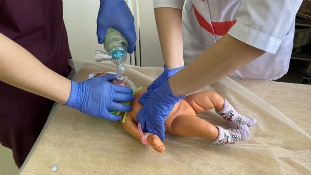 Алгоритм базовой сердечно-легочной реанимации новорожденного, 2022 год смотреть онлайн