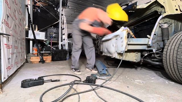 Tesla body repair. Ремонт задней части tesla model 3. #car #tesla #teslamodel3 смотреть онлайн