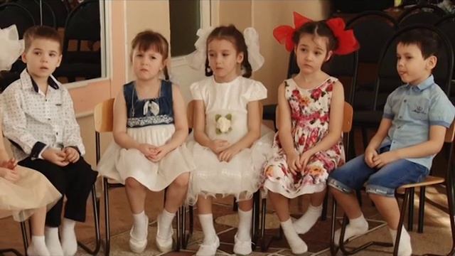 Литературный вечер в "Дюймовочке" смотреть онлайн