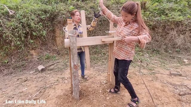 How to Build a Beautiful Wooden House for Farming, In the Deep Forest / Lan Liên Daily Life смотреть онлайн