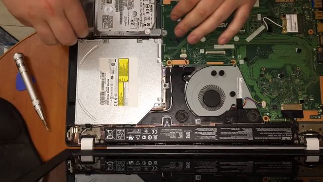 ASUS X551M, разборка, замена оперативной памяти