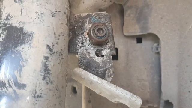 Замена стойки стабилизатора Форд Фокус 3 смотреть онлайн