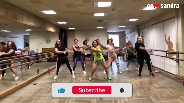 Zumba Fitness | Bailame Batucada - Merengue Coreografía 2022 (Александра Семенюк) смотреть онлайн