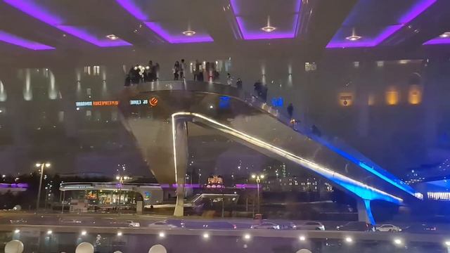 Прогулка на кораблике Radisson Royal первого класса по Москве-реке. смотреть онлайн