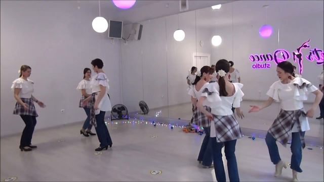 ¡Feliz navidad! Fiesta por Tangos. Школа фламенко Los Tacones. смотреть онлайн