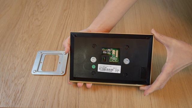 Interfon interfoane video Verifică-l! Monitor videointerfon IP Leelen V32 смотреть онлайн