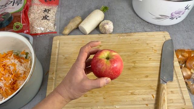 How To Make KIMCHI (Korean Napa Cabbage Pickle) 〜キムチ〜  | Easy Japanese Home Cooking