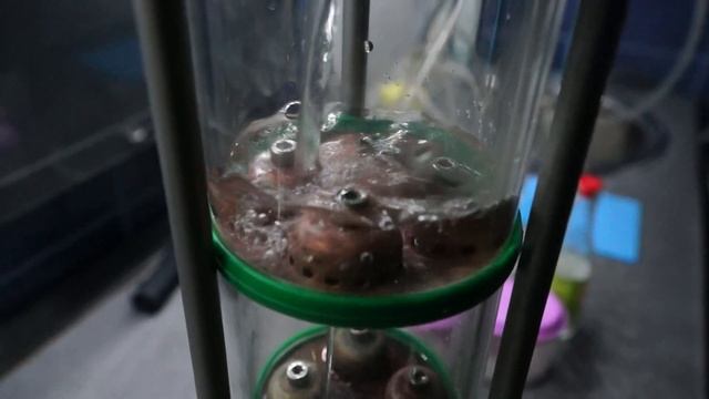 Очистка медной колпачковой колонны. Часть 2. смотреть онлайн