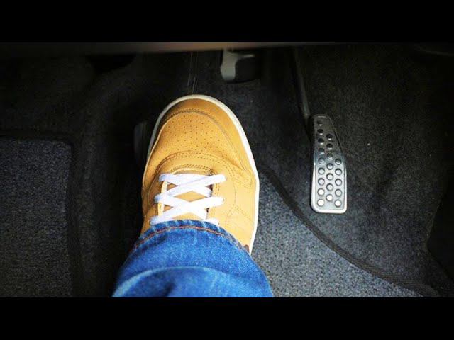 ЗАМЕТИВ ЭТО СРОЧНО МЕНЯЙТЕ ТОРМОЗНОЙ смотреть онлайн