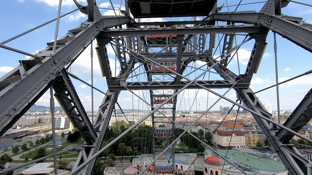 Vienna Giant Ferris Wheel / Wiener Riesenrad 2019 4K 60fps (UHD) смотреть онлайн