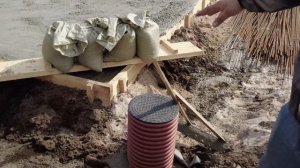Заливка фундаментной плиты, марка бетона B30. Строительство фундамента в частном доме