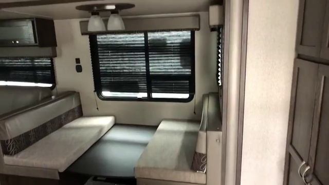 2019 Keystone 300 BH Tulsa, Broken Arrow, Owasso, Bixby, Green Country, OK R4393 смотреть онлайн