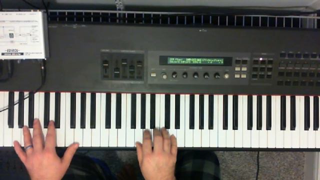 Deep Bass Original "Question 1" Yamaha S80 and TC Helicon Voice Play Demonstration with Sounds смотреть онлайн