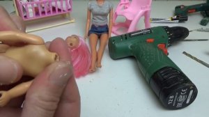 СЕМЕЙКА СЛОМАННЫХ КУКОЛ! Как починить старые куклы вторая жизнь лайфхаки для Барби ЛОЛ