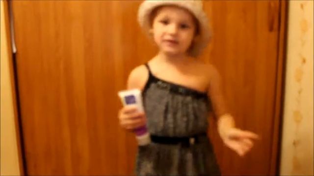 песня золотая рыбка исполняет даша с Е Ваенгой смотреть онлайн