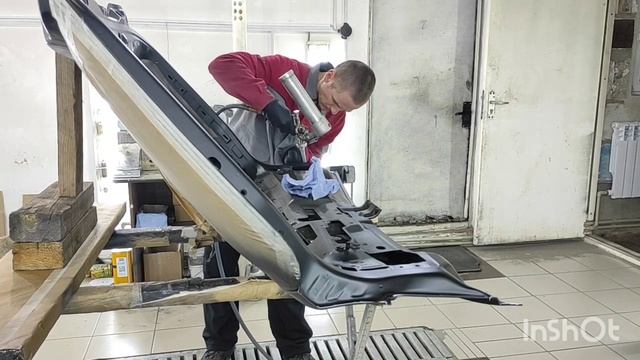 нанесение герметика MS POLIMER (распыляемый)на завальцовку детали PM-3 смотреть онлайн
